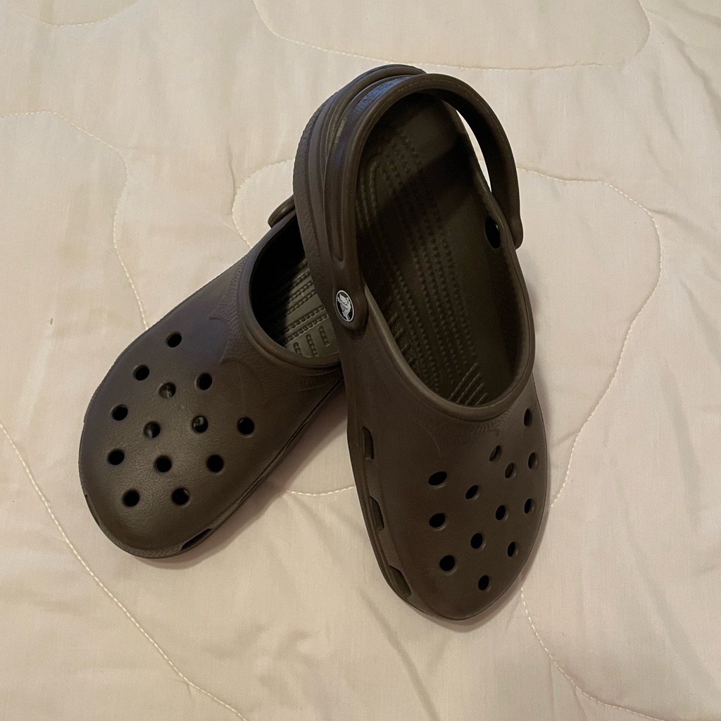 Unisex Crocs  Like New